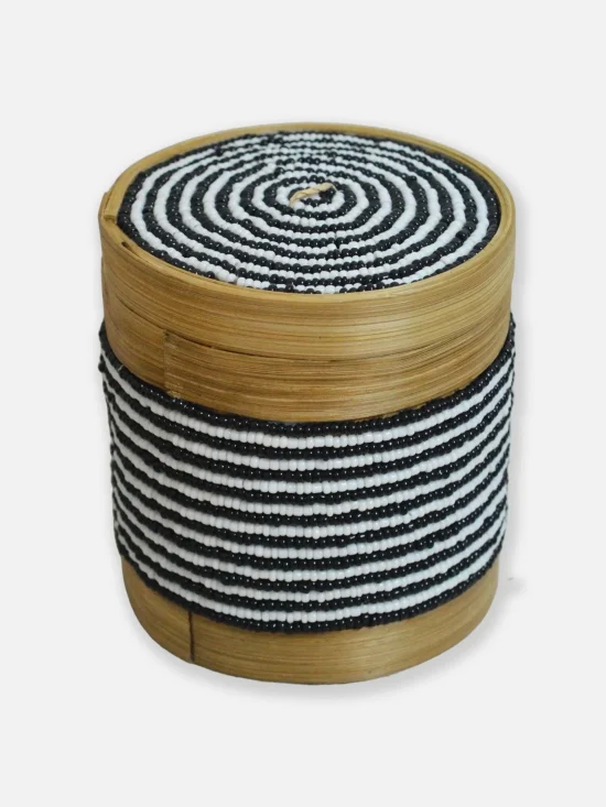 CAJA CILINDRICA BAMBÚ C/CUENTAS 12X10X10 CMS NEGRA